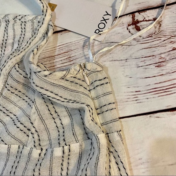 Roxy I Feel Sea White & Black Stripe Halter Top NWT - Picture 7 of 12